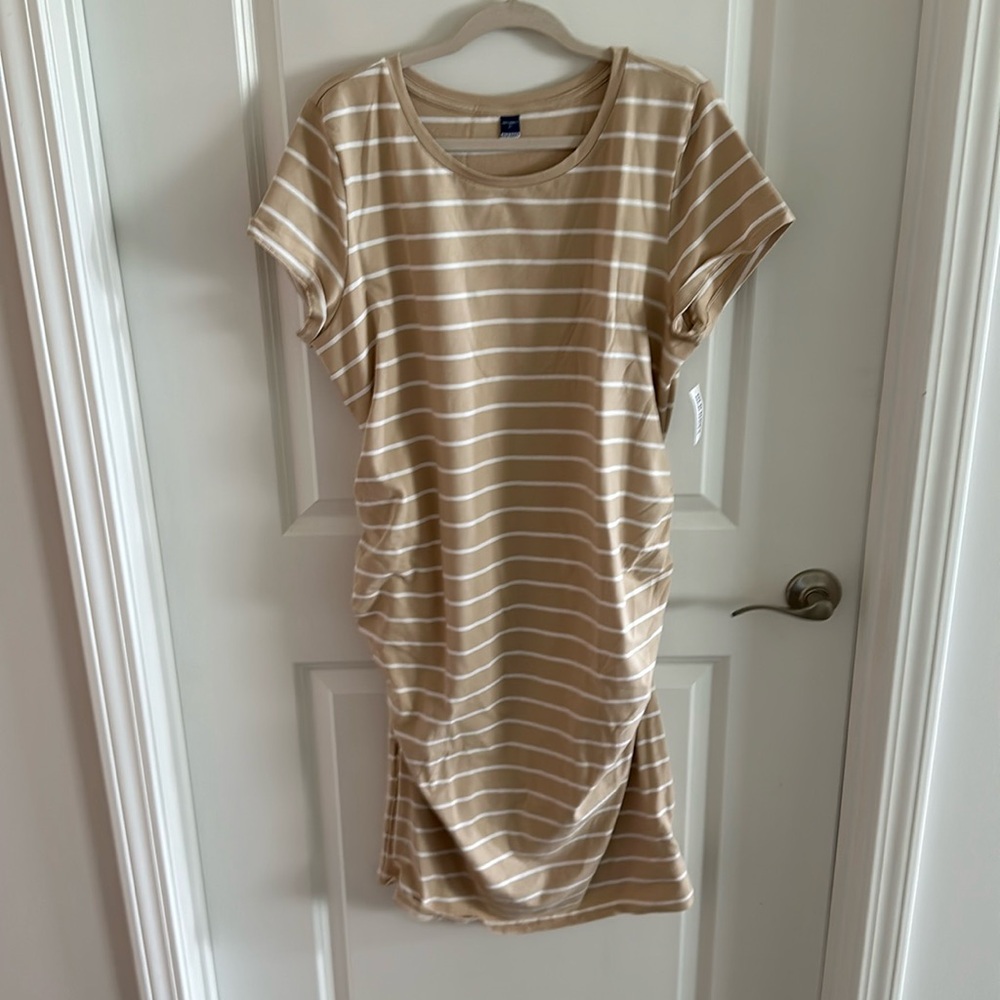 Old Navy Maternity T-Shirt Bodycon Dress